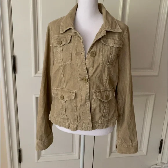 Abercrombie and Fitch distressed corduroy jacket. - Picture 2 of 4